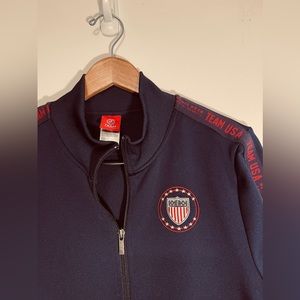 Mens Large All Team zip up Navy Blue Sweater .